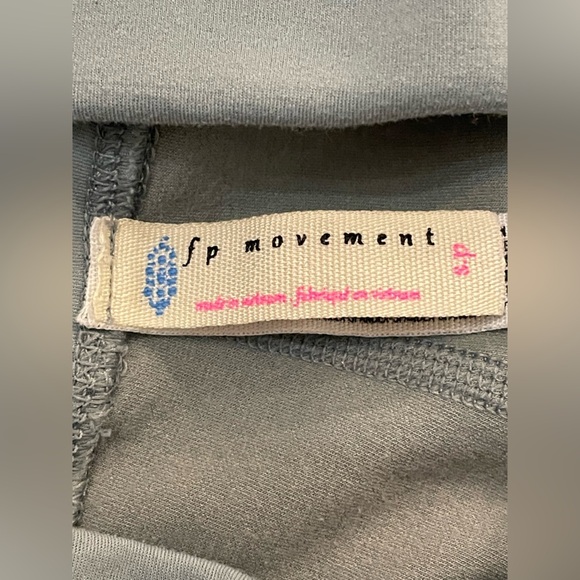 Free People Movement ~ Leggings ~ Small - Picture 8 of 9